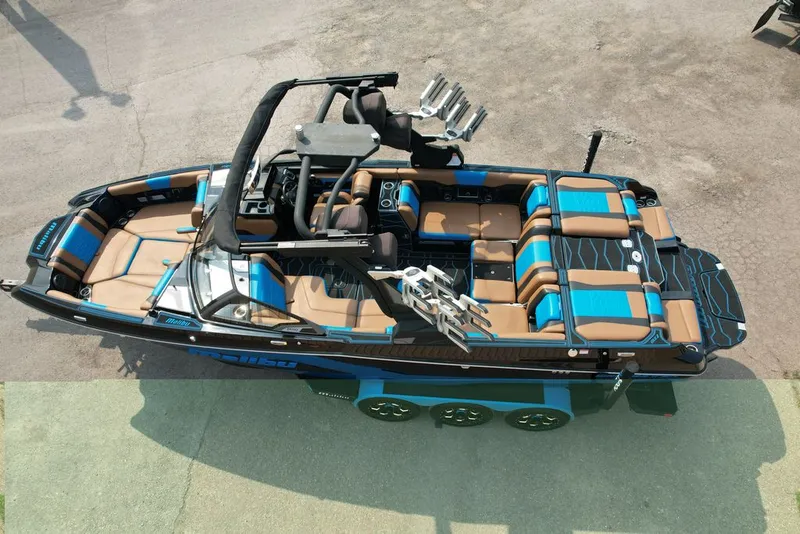 Slide: The Image of Malibu 24 MXZ 2026 - 21