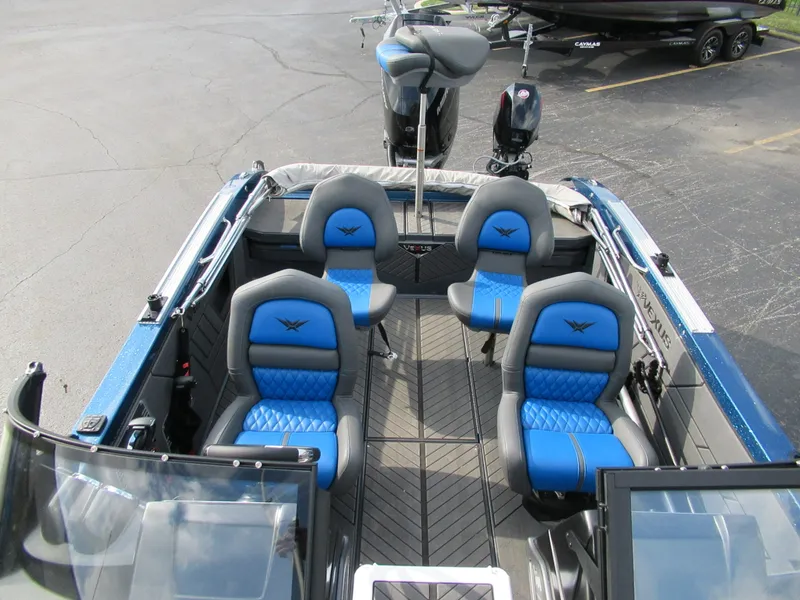 Slide: The Image of Vexus DVX 22 S 2025 - 6