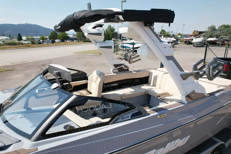 Slide: The Image of Malibu 23 LSV 2027 - 16