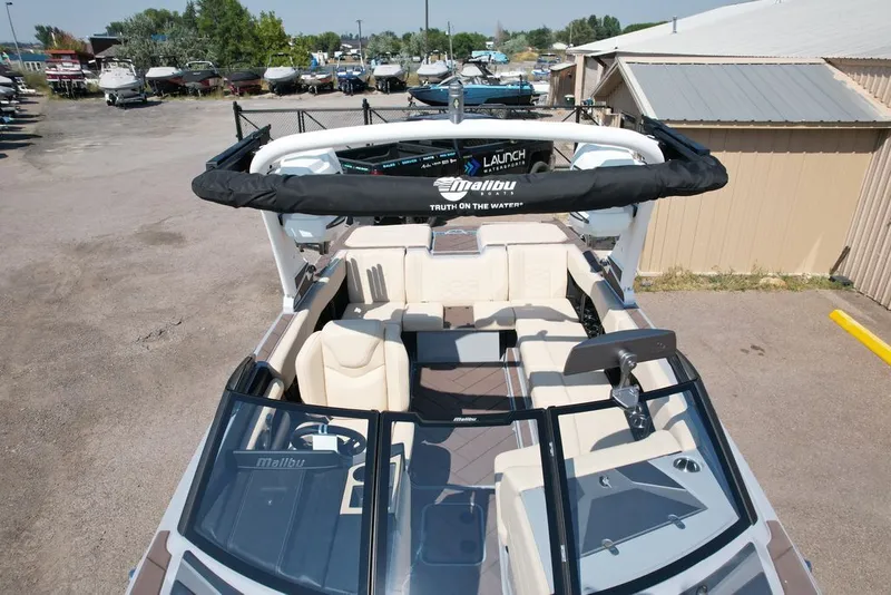 Slide: The Image of Malibu 23 LSV 2027 - 14