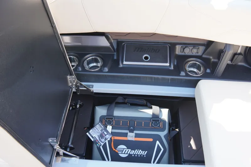 Slide: The Image of Malibu 23 LSV 2027 - 26
