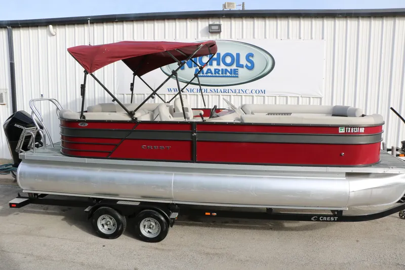 Slide: The Image of Crest Pontoons Crest II 240SL 2019 - 11