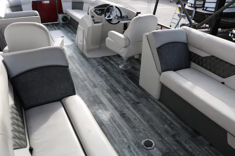 Slide: The Image of Crest Pontoons Crest II 240SL 2019 - 26