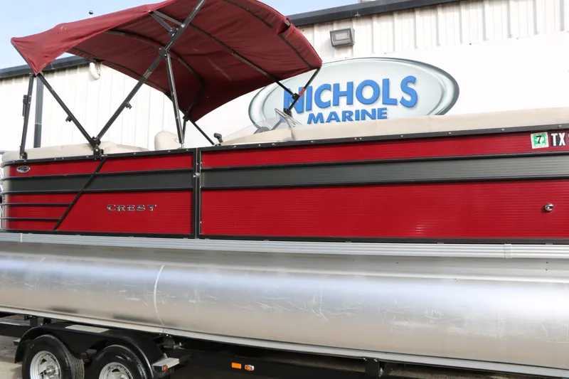 Slide: The Image of Crest Pontoons Crest II 240SL 2019 - 45