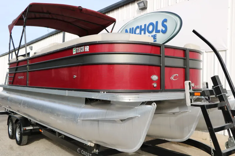 Slide: The Image of Crest Pontoons Crest II 240SL 2019 - 8