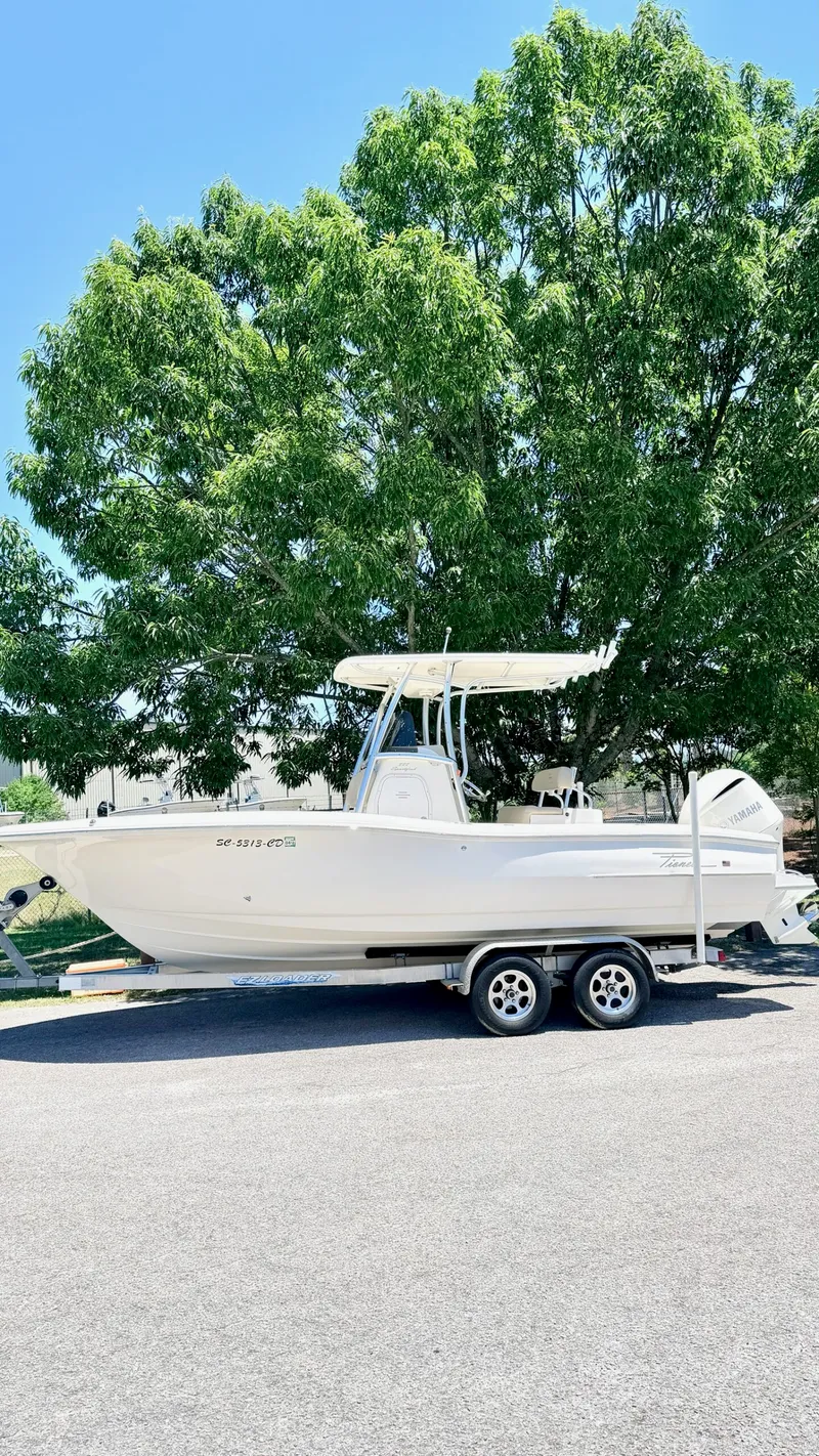 Slide: The Image of Pioneer 222 Sportfish 2011 - 3