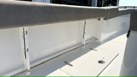 Slide: The Image of Sea Hunt Gamefish 27 FS 2026 - 14