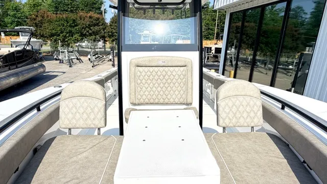 Slide: The Image of Sea Hunt Gamefish 27 FS 2026 - 26