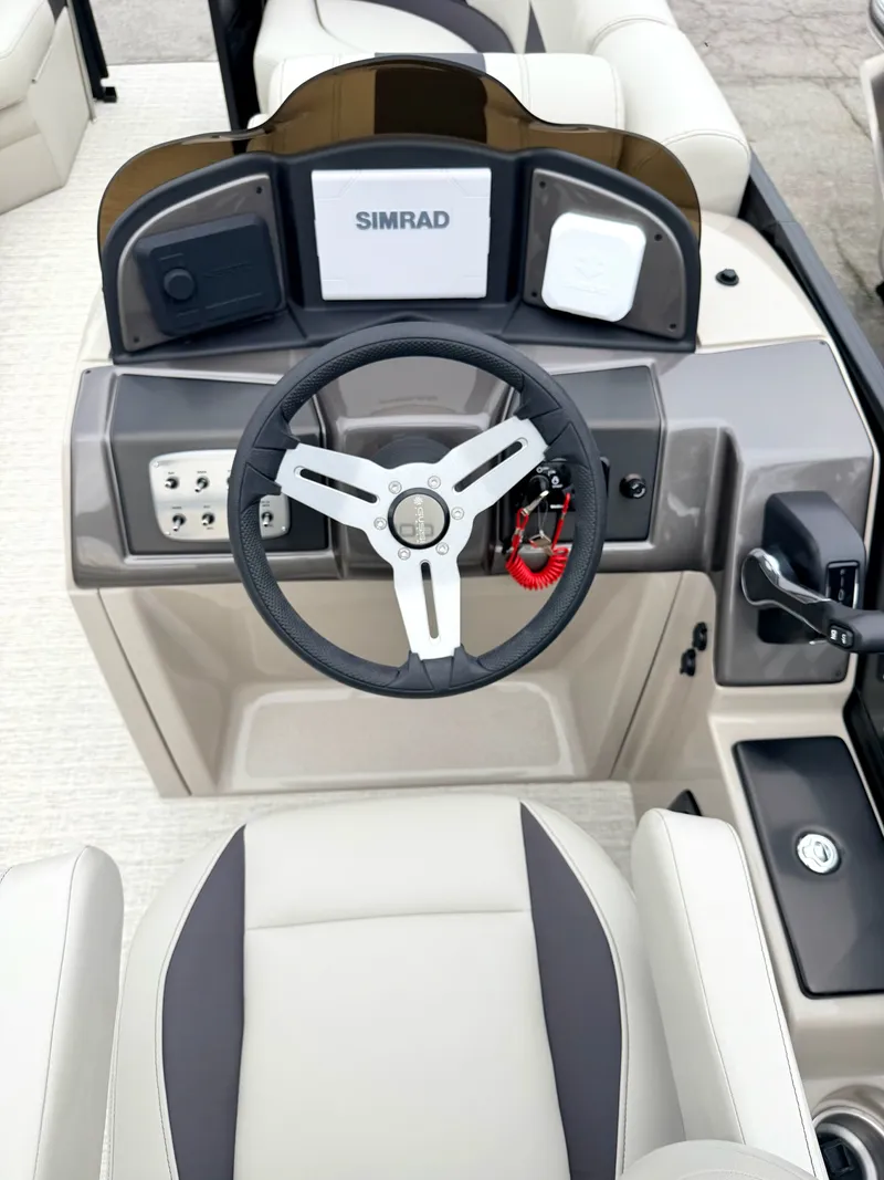 Slide: The Image of Coach Pontoons 223 RFC 2026 - 8