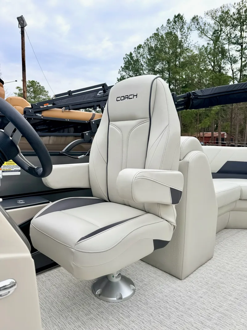 Slide: The Image of Coach Pontoons 223 RFC 2026 - 9