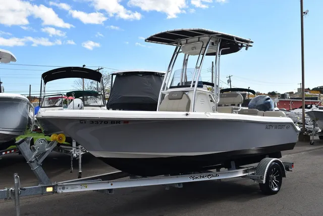 Slide: The Image of Key West Boats 189 FS T-Top 2024 - 3