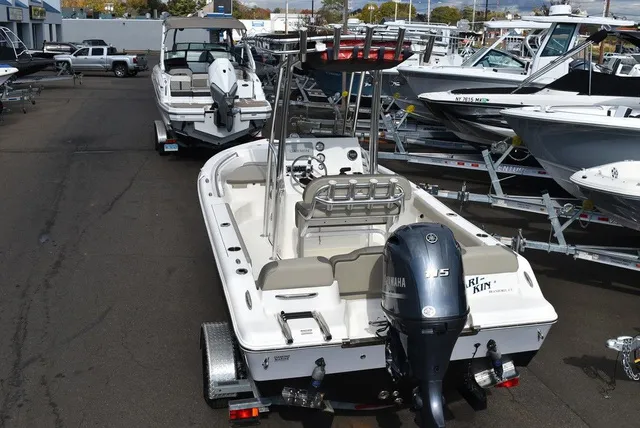 Slide: The Image of Key West Boats 189 FS T-Top 2024 - 7