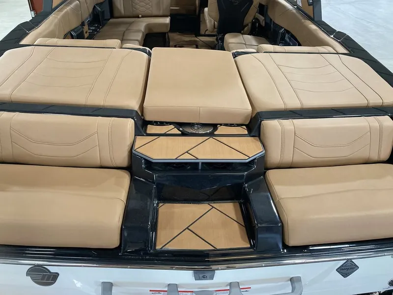 Slide: The Image of Malibu 23 LSV 2027 - 3