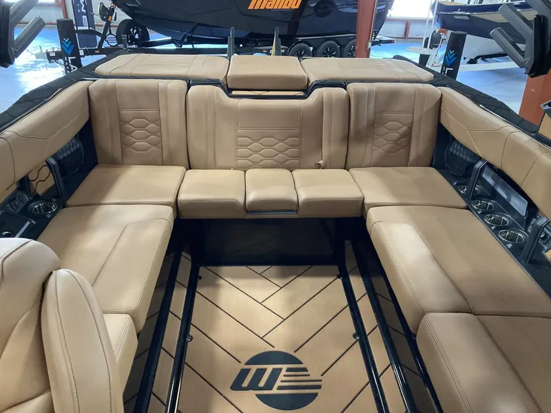 Slide: The Image of Malibu 23 LSV 2027 - 5