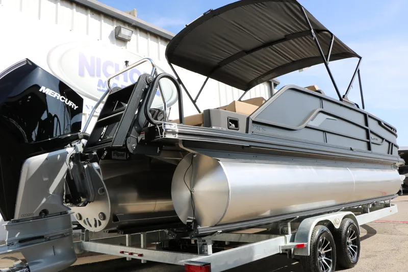 Slide: The Image of EVOTTI 723 CS Tri-Toon 2026 - 10