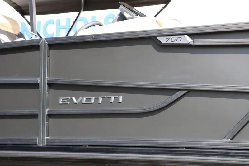 Slide: The Image of EVOTTI 723 CS Tri-Toon 2026 - 22