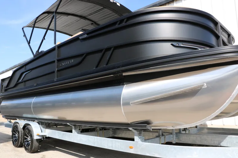 Slide: The Image of EVOTTI 723 CS Tri-Toon 2026 - 24