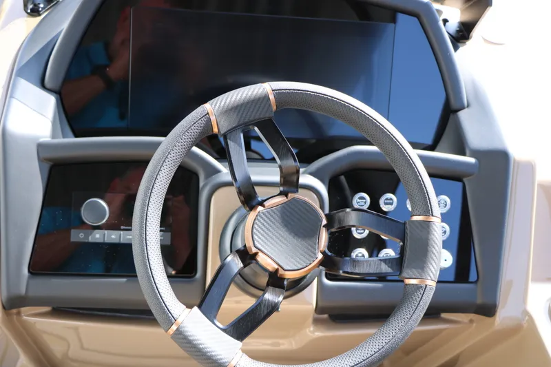 Slide: The Image of EVOTTI 723 CS Tri-Toon 2026 - 43