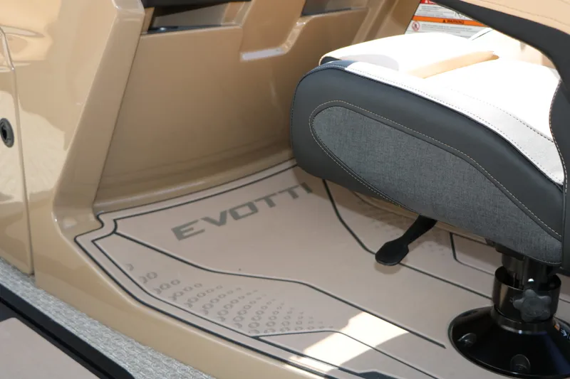 Slide: The Image of EVOTTI 723 CS Tri-Toon 2026 - 47