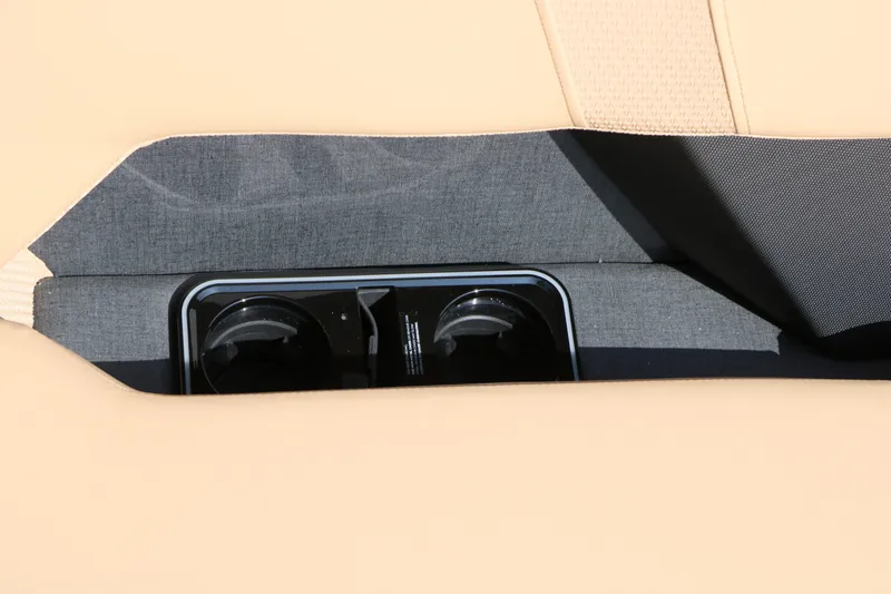 Slide: The Image of EVOTTI 723 CS Tri-Toon 2026 - 52