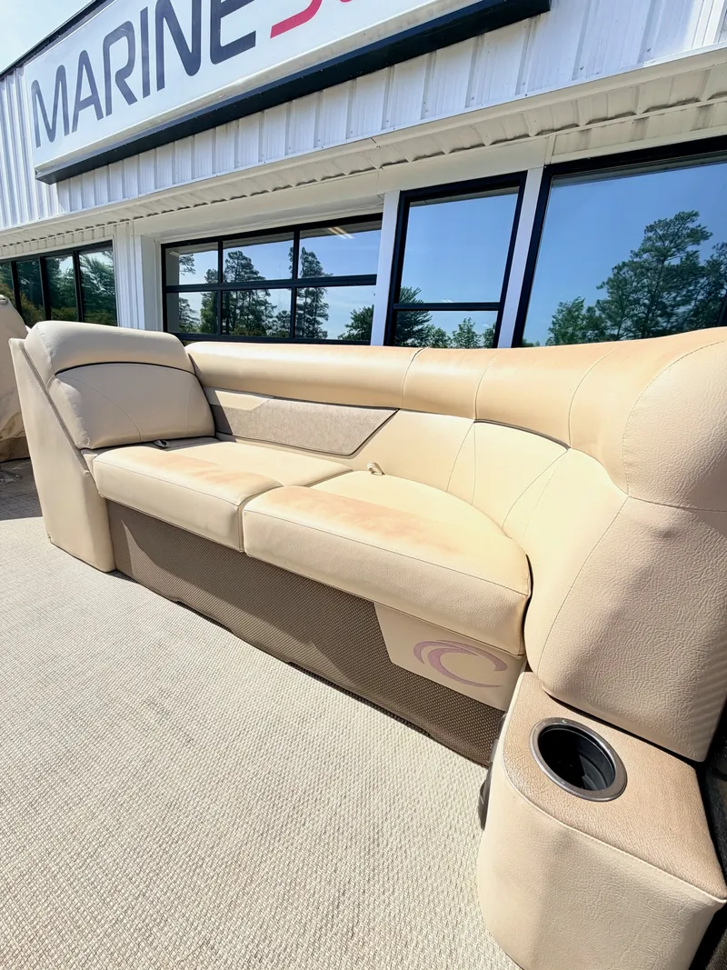 Slide: The Image of Crest Classic 220 SLC 2021 - 5