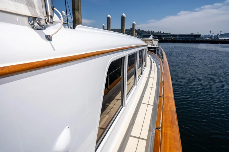 Slide: The Image of Burger 64 Pilothouse Motoryacht 1971 - 67