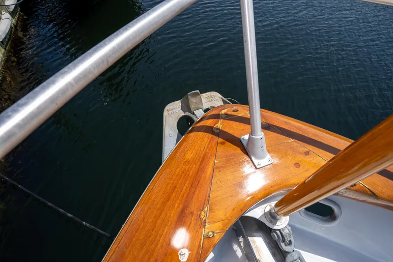 Slide: The Image of Burger 64 Pilothouse Motoryacht 1971 - 69