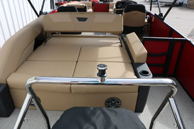 Slide: The Image of EVOTTI 521 CS Tri-Toon 2026 - 28