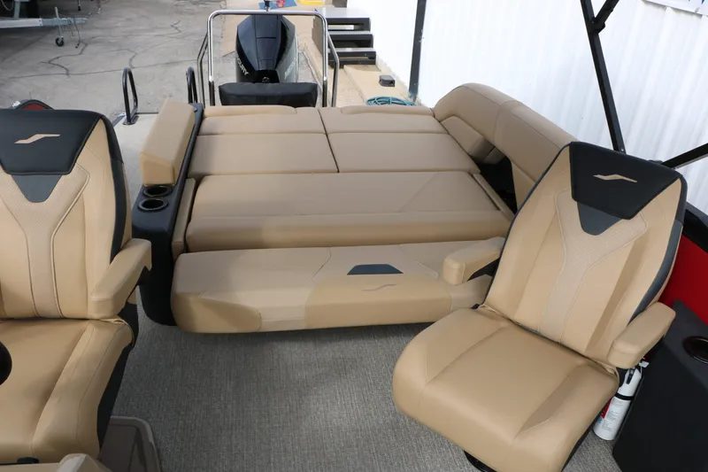 Slide: The Image of EVOTTI 521 CS Tri-Toon 2026 - 30