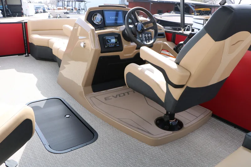 Slide: The Image of EVOTTI 521 CS Tri-Toon 2026 - 37