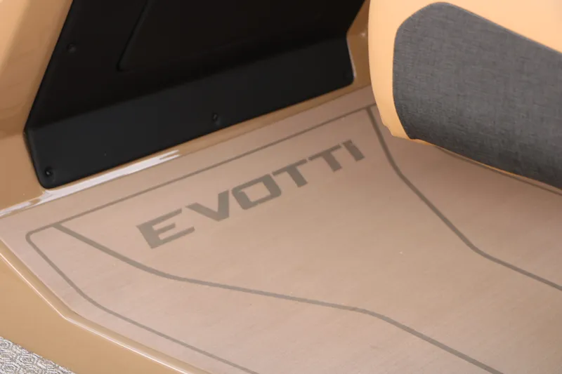 Slide: The Image of EVOTTI 521 CS Tri-Toon 2026 - 39