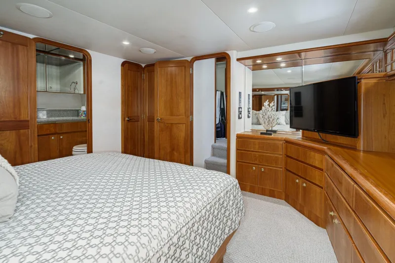 Slide: The Image of West Bay Pilothouse 2001 - 40