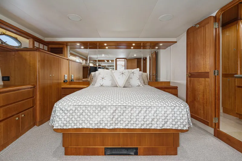 Slide: The Image of West Bay Pilothouse 2001 - 38