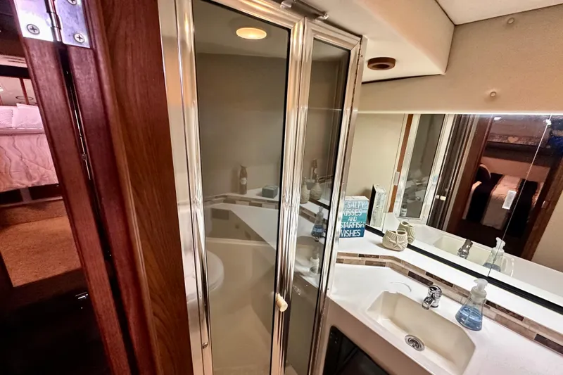 Slide: The Image of Bayliner 4588 Pilothouse 1993 - 20