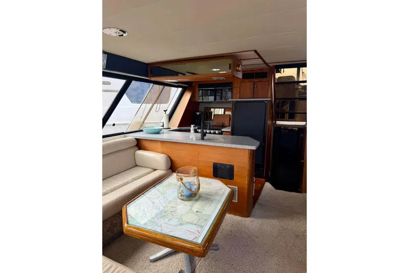 Slide: The Image of Bayliner 4588 Pilothouse 1993 - 3