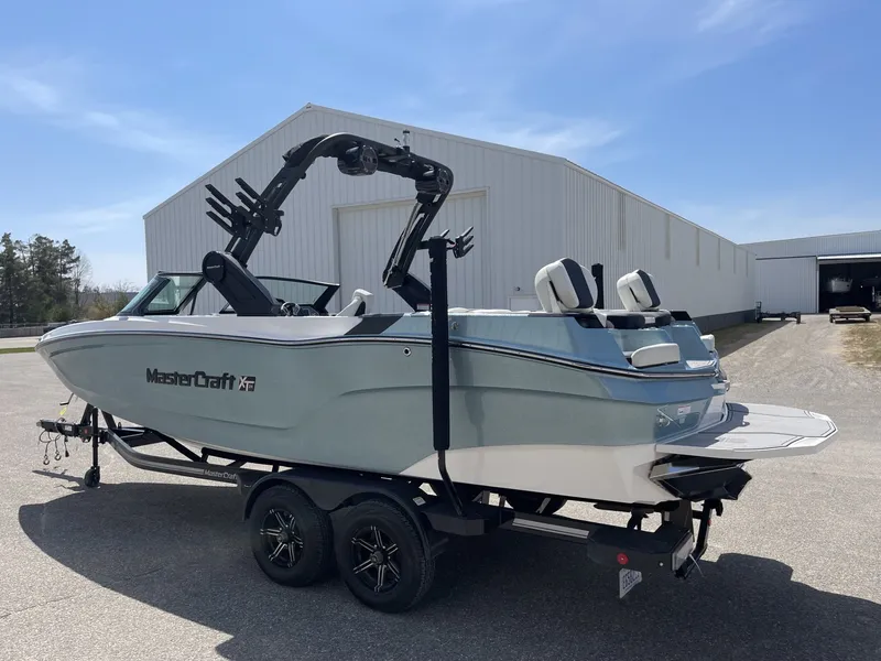 Slide: The Image of MasterCraft XT24 2022 - 3