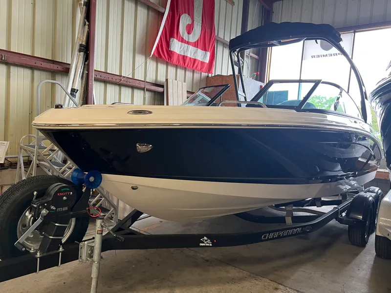 The Image of Chaparral 21 SSI OB 2026 - 0