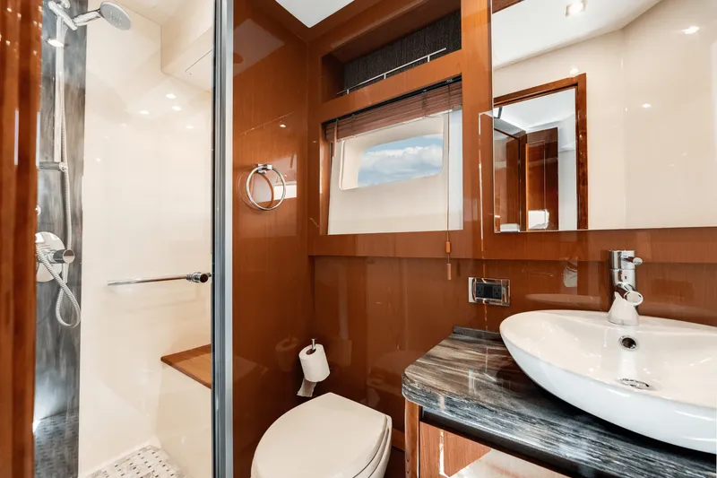 Slide: The Image of Sea Ray 510 FLYBRIDGE 2017 - 20