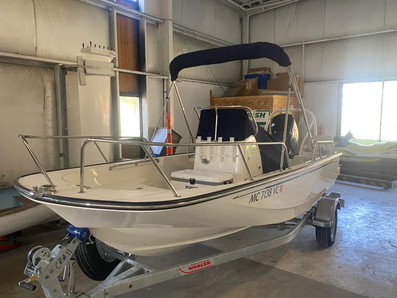 Slide: The Image of Boston Whaler 170 Montauk 2025 - 0