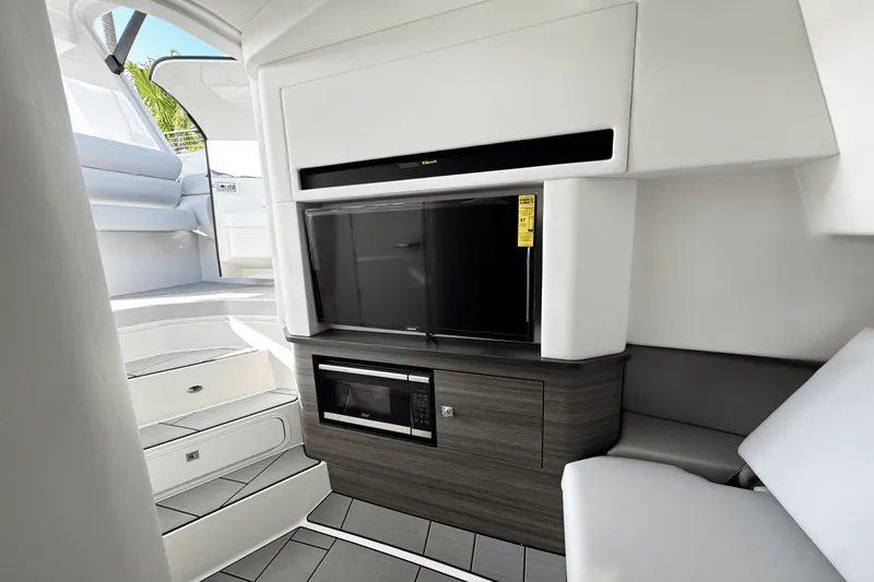 Slide: The Image of Aviara AV36 Outboard 2024 - 26