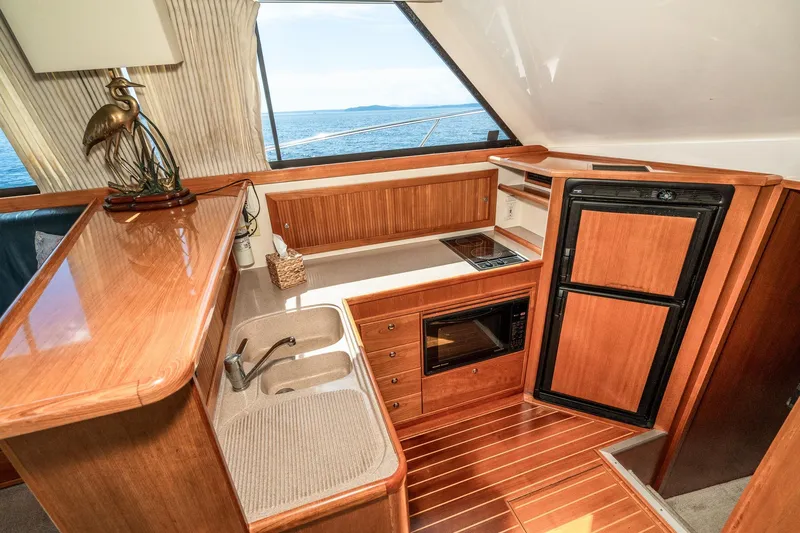 Slide: The Image of Riviera 48 Convertible 1999 - 34