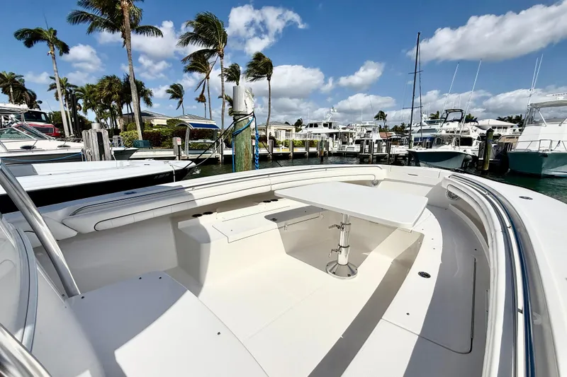 Slide: The Image of Regulator Marine 34SS 2016 - 24
