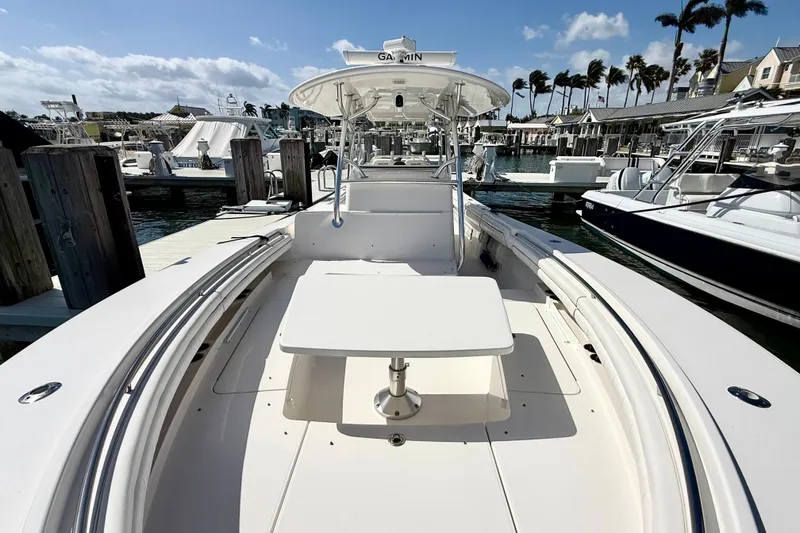 Slide: The Image of Regulator Marine 34SS 2016 - 25
