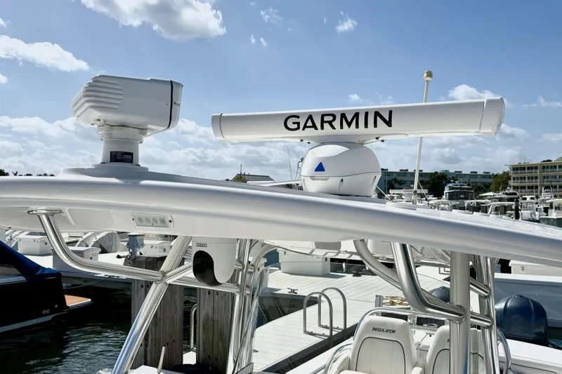 Slide: The Image of Regulator Marine 34SS 2016 - 26