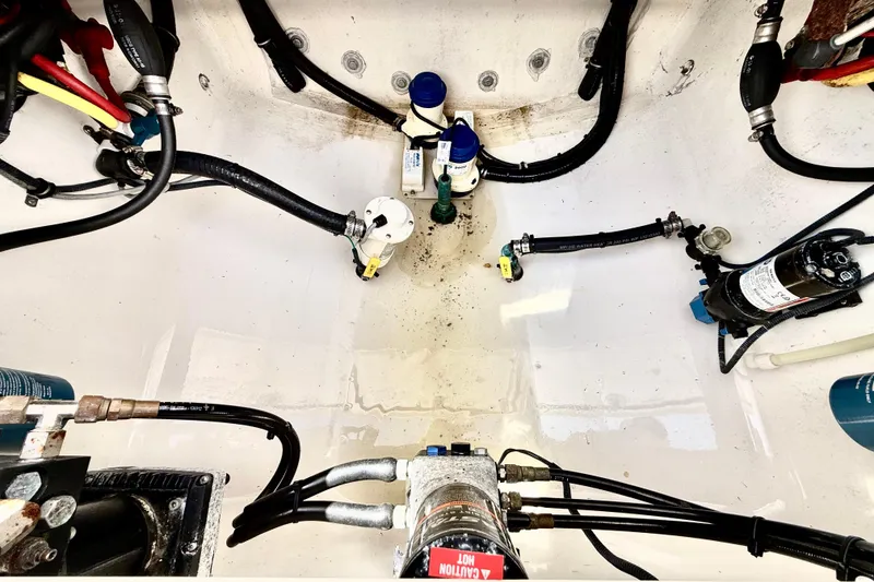 Slide: The Image of Regulator Marine 34SS 2016 - 29