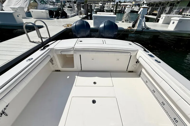 Slide: The Image of Regulator Marine 34SS 2016 - 6
