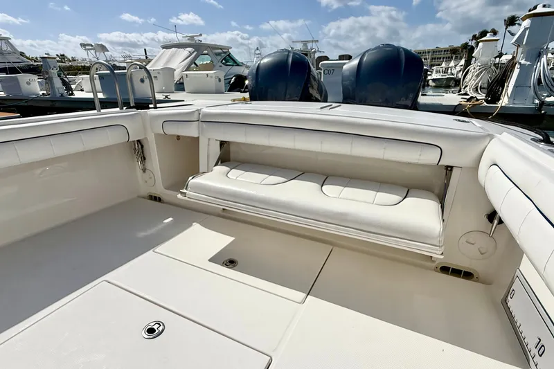 Slide: The Image of Regulator Marine 34SS 2016 - 8