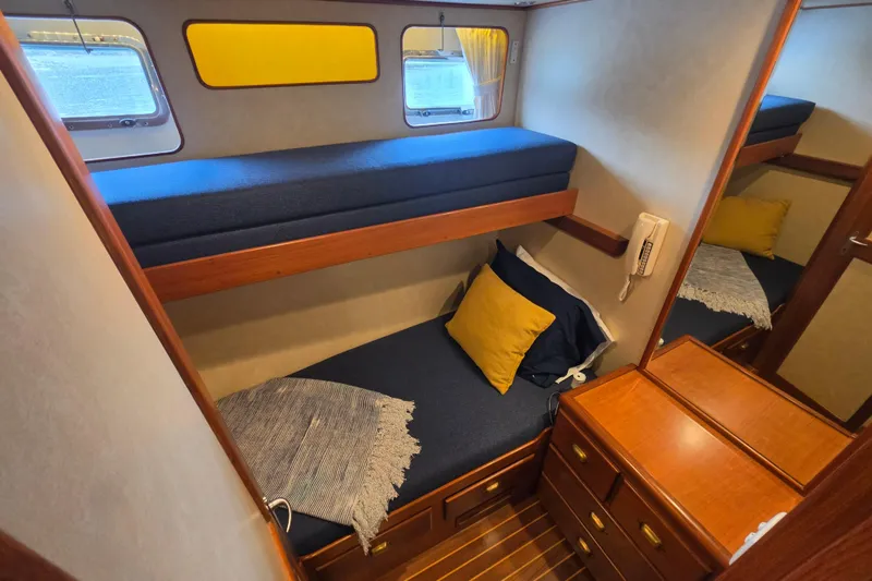 Slide: The Image of Fleming 55 Pilothouse 1996 - 13