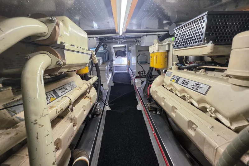 Slide: The Image of Fleming 55 Pilothouse 1996 - 28