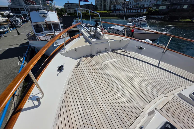 Slide: The Image of Fleming 55 Pilothouse 1996 - 23
